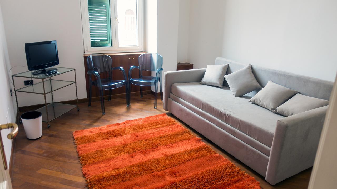 Home46 Νάπολη Εξωτερικό φωτογραφία