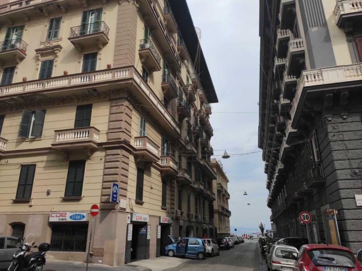 Home46 Νάπολη Εξωτερικό φωτογραφία