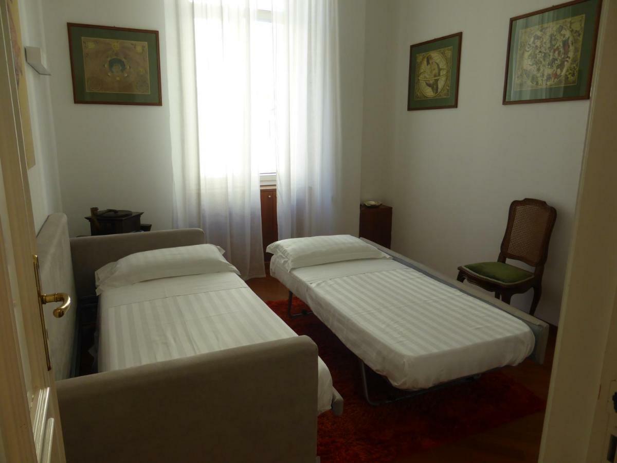 Home46 Νάπολη Εξωτερικό φωτογραφία