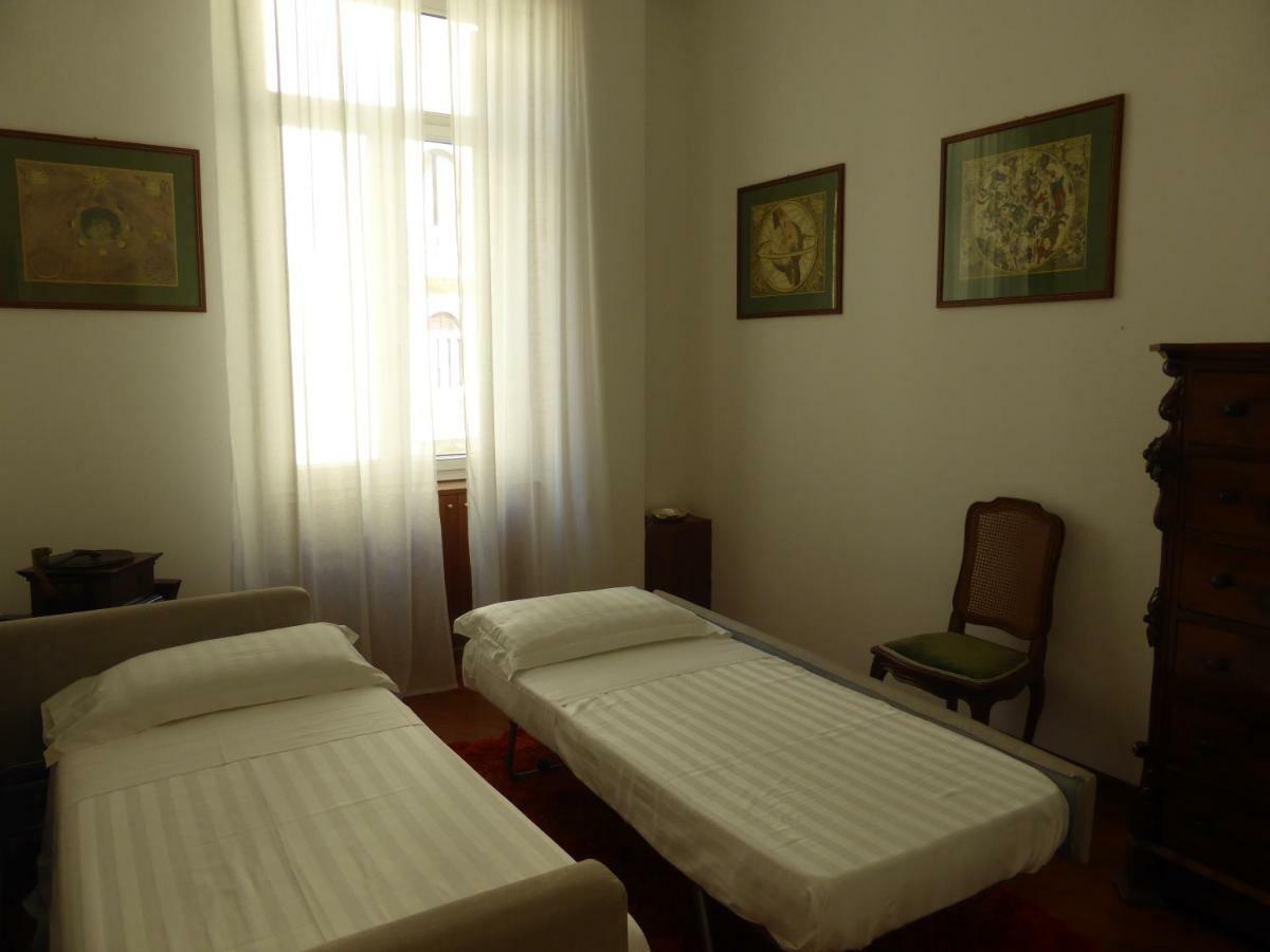 Home46 Νάπολη Εξωτερικό φωτογραφία